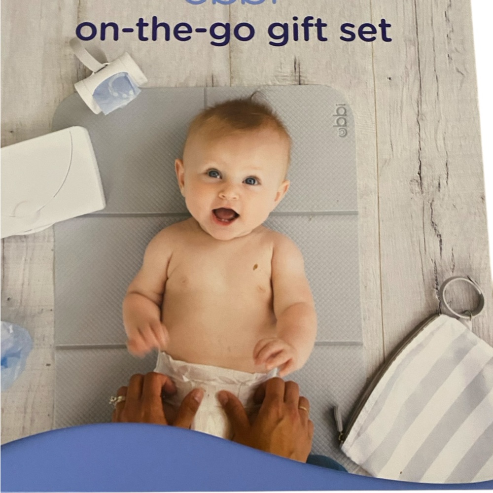 NWT Ubbi On-The-Go Baby Gift Set